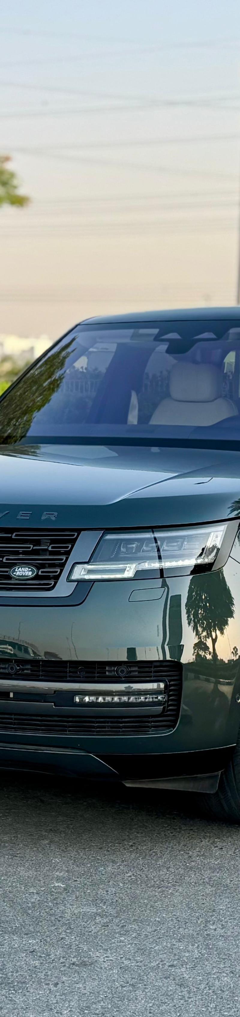 2023 Land Rover Vogue