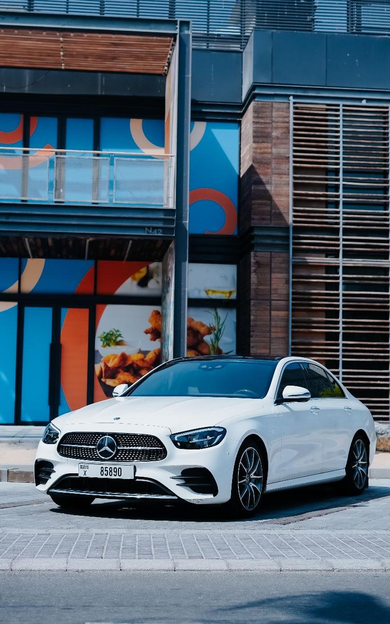 2022 Mercedes E300